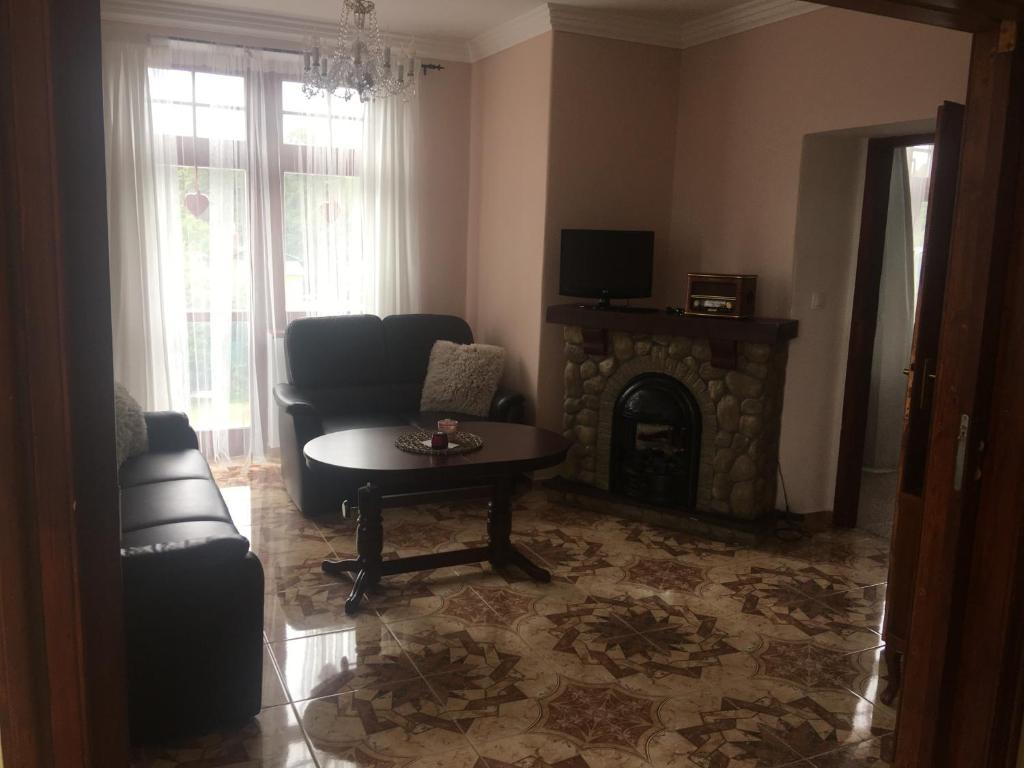 villa Gross-Nádražní 320 Ostrov room 6